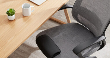 8 Best Office Chairs With Footrests in 2026