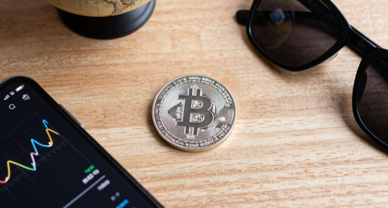 Bitcoin holds near $64,000 as a renewed Hormuz threat clouds US-Iran ceasefire talks