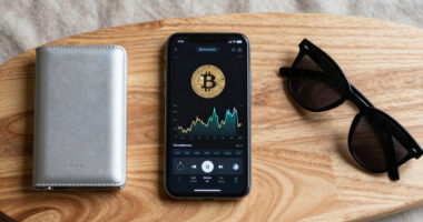 Bitwise says STRC selloff signals crypto cycle nearing a bottom, not Strategy’s breaking point
