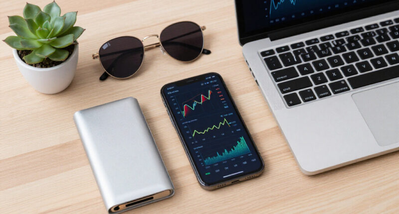 Crypto Today: BTC, ETH, XRP Steady As ETF Flows Diverge